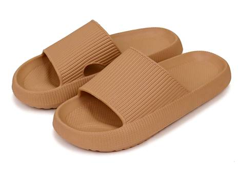 Jinjiang Yuchuang Shoes sells cloud slides sandals on its website.  The company says it manufactures sandals in the customer's desired colors and with the customer's own logo.