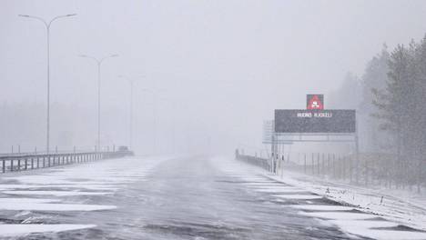 Sää | Matalapaine jää Suomen ylle – kehnoa ajokeliä luvassa useita päiviä