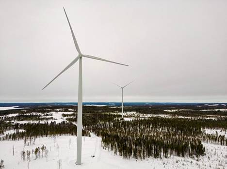 Hyrynsalmi wind farm in Kainuu photographed in the winter of 2023.  At that time, it was reported that a large number of wind turbines were planned for Ristijärvi in ​​Kainuu and Poland.