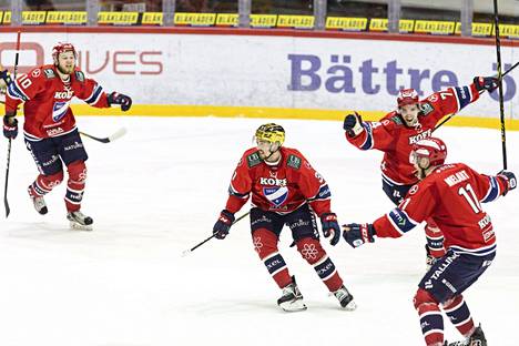 Kultakypärä Eetu Koivistoinen toi HIFK:n 2–2-tasalukemiin. 