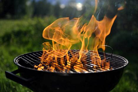Yksi haitallisten yhdisteiden lähde voi olla puhdistamaton grilli.
