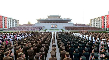 Pohjois-Koreassa juhlittiin ydinkokeen onnistumista Kim Il-sungin aukiolla Pjongjangissa viime syyskuussa.