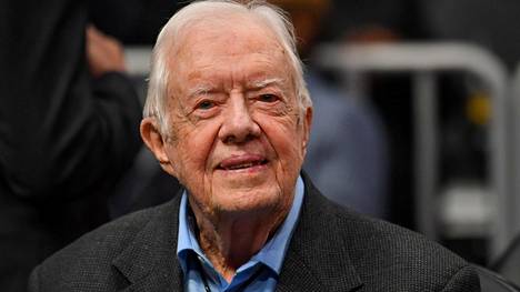 Yhdysvaltain entinen presidentti Jimmy Carter pääsi sairaalasta