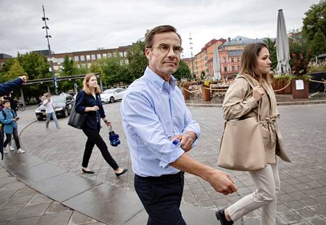 Ulf Kristersson haluaa vaihtaa Ruotsin hallituksen sellaiseksi, jonka johdossa istuu hän.