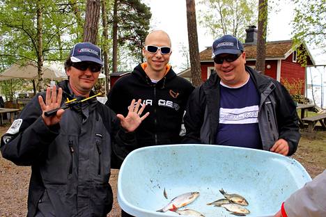 Kolmen miehen joukkue nosti Helsingin rannoilta yhdessä yössä 29 eri  kalalajia – Testaa HS:n kalatestillä, kuinka monta suomalaiskalaa itse  tunnistat - Kaupunki 