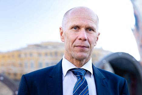 The team of strategic projects led by Lauri Puranen is small.  It has only five people in the ministry.