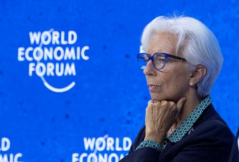 Euroopan keskuspankin pääjohtaja Christine Lagarde kuvattuna Maailman talousfoorumissa keskiviikkona.