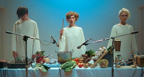 Billyn, Ellen ja Laminan yhtyeen musiikkigenre on sonic catering, ruokaäänitaide.
