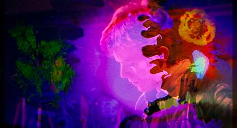 Kuva David Bowiesta kertovasta uutuusdokumentista Moonage Daydream.