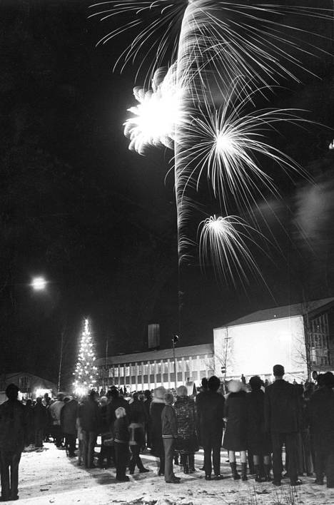 Helsingin maalaiskunnan muuttumista Vantaaksi juhlittiin vuodenvaihteessa 1972.