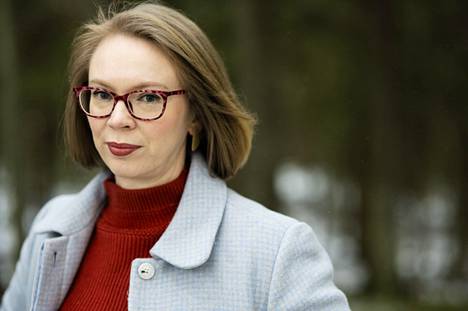 Maria Turtschaninoffin romaani Suomaa kasvaa allegoriaksi Suomesta.