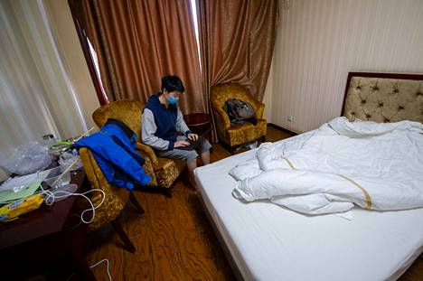 Kiinalainen opiskelija hotellikaranteenissa Taiyuanissa Shanxin maakunnassa maaliskuun puolivälin tienoilla.