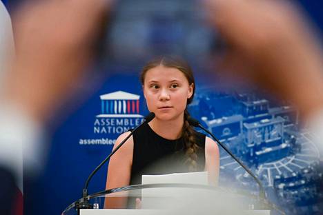 Ilmastoaktivisti Greta Thunberg piti puheen Ranskan parlamentissa Pariisissa heinäkuun 23. päivä.