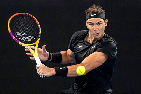 Rafael Nadal pelaa Melbournen esiturnauksessa ja on edennyt puolivälieriin.
