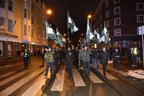 Pohjoismaisen vastarintaliikkeen järjestämä mielenosoitus Helsingissä itsenäisyyspäivänä 2017.
