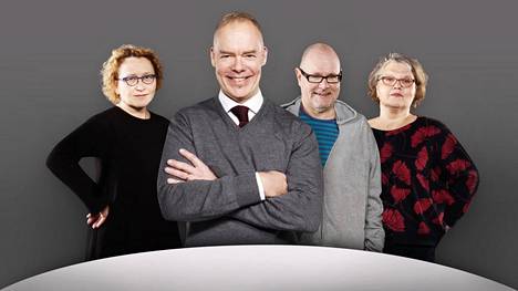 Anu Koivunen (vas.), puheenjohtaja Pauli Aalto-Setälä, Ruben Stiller ja Kaarina Hazard ovat Pyöreän pöydän vakiväkeä.