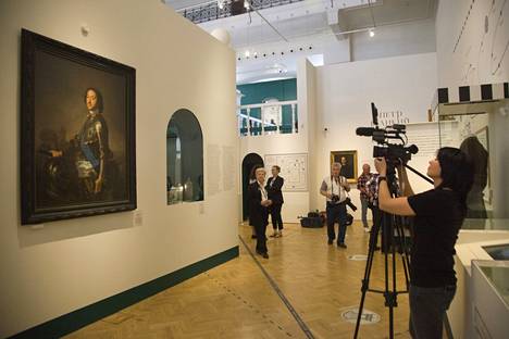Pietari Suuren synnyinkaupungin Moskovan Valtion historiallisessa museossa esiteltiin tiistaina medialle keisarin 350-vuotisjuhlavuoden näyttelyä ”Pietari Suuri – Matkat Eurooppaan.”