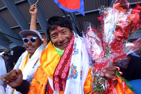 Vuoristo-opas Sanu Sherpan saavutuksia juhlittiin Nepalin pääkaupunki Kathmandussa elokuussa.