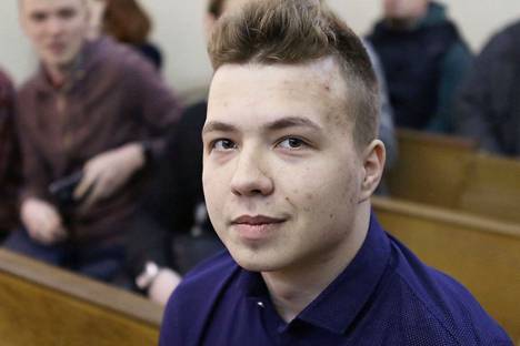Valko-Venäjän oppositioon kuuluva toimittaja Raman Pratasevitš pidätettiin sunnuntaina Ryanairin lennolta, jonka Valko-Venäjä pakotti laskeutumaan Minskiin. Kuva on huhtikuulta 2017.