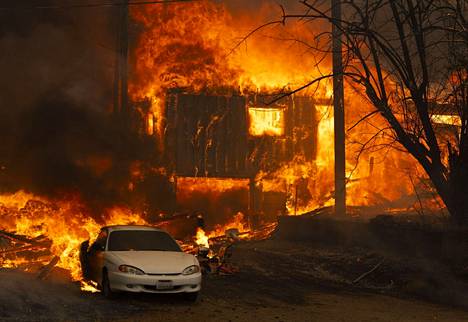 Talo paloi Greenvillessä Kaliforniassa 5. elokuuta.
