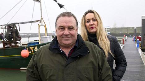 Kalastaja Paul Lines ja kalameklari June Mummery ajavat Lowestoftin rannikkokaupungin kalastajien etua. Kumpikin toivoo brexitin virvoittavan itärannikon kalastajayhteisöt.