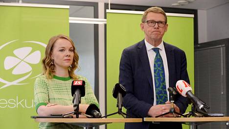 Keskustan puheenjohtajan Katri Kulmunin tilalle valtiovarainministeriksi nousee tiistaina Matti Vanhanen.