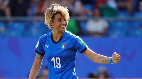 Italia raivasi Kiinan tieltään matkalla naisten MM-jalkapallon puolivälieriin