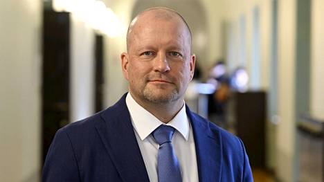 Perussuomalaisten kansanedustaja Timo Vornanen on siviiliammatiltaan poliisi.