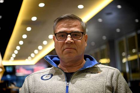 Huippu-urheiluyksikön johtaja Mika Lehtimäki.