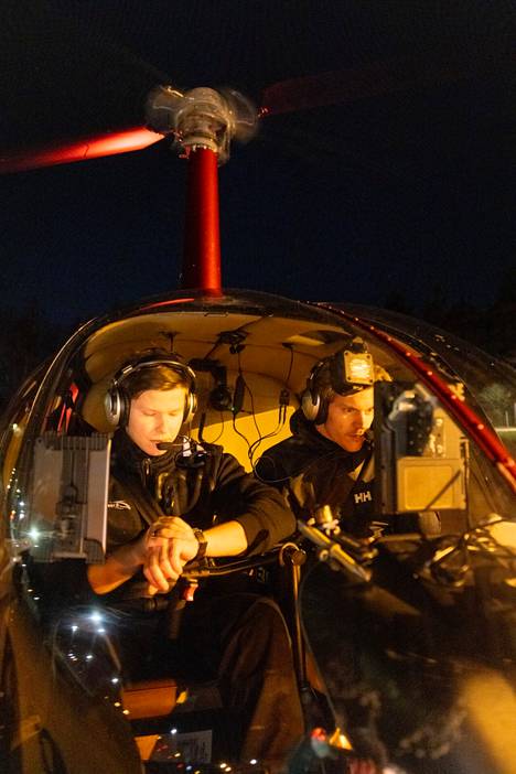 GridJet pilot Oskari Pylkkänen (left) and thermal camera operator John Baker fly twice at night for a filming set of about two hours.