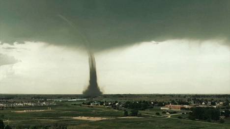 Yhdysvallat | Ilmasta kuvattu video näyttää, kuinka tornado liikkui Coloradossa