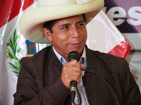 Pedro Castillo julistautui Perun presidentinvaalien voittajaksi. Vaalien virallista tulosta kuitenkin odotetaan vielä.