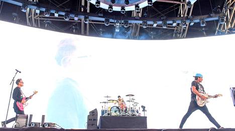 Blink-182 esiintyi Coachellassa perjantaina 14. huhtikuuta.