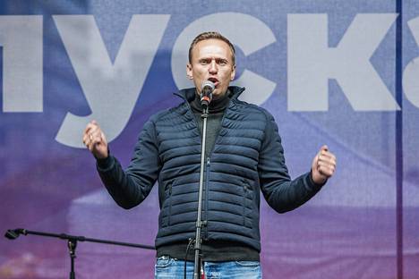 Aleksei Navalnyi pitämässä puhetta mielenosoitusten aikana syyskuussa 2019 Moskovassa.