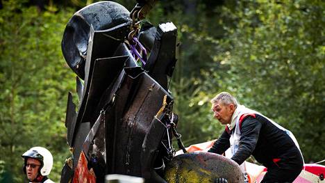 Formula 2 -kuljettaja kuoli kilpailussa Belgian Spassa