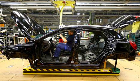Saksan taloudelle tärkeä autoteollisuus on vaikeuksissa.