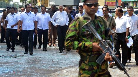 Ilmapiiri Sri Lankassa on tulehtunut, mutta sunnuntain pommi-iskujen jälkeen poliitikot ovat kehottaneet malttiin, sanoo tutkija