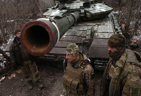 Ukrainalaissotilaat seisoivat tammikuussa etulinjassa Luhanskin alueella lähellä Kreminnaa. 