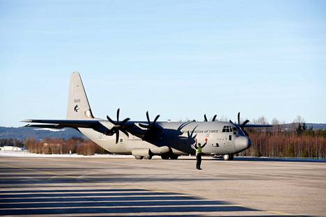 Suomen valmius paljastui puutteelliseksi: Nyt Ilmavoimat unelmoi Super  Hercules -koneista - Kotimaa 