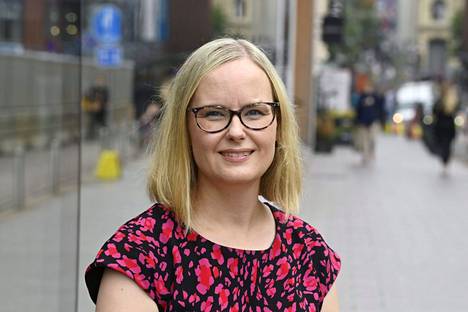 Tutkimusprofessori, Ilmatieteen laitoksen toimialajohtaja Hannele Korhonen.