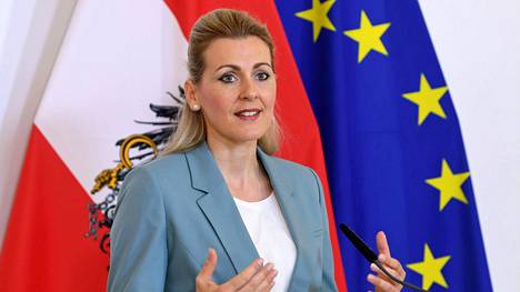Itävalta | Itävaltalainen ministeri eroaa tehtävästään plagiointi­syytösten takia