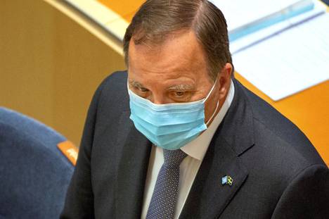 Ruotsin pääministeri Stefan Löfvenin hallitus kaatui luottamus­äänestyksessä maanantaina.