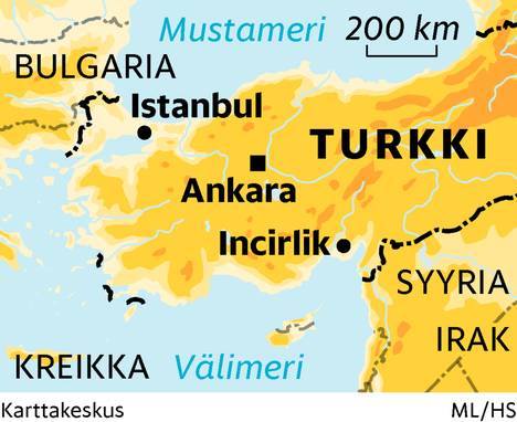 Turkki avasi eristyksissä olleen lentotukikohdan – Yhdysvaltain Isisin  vastainen operaatio jatkuu - Ulkomaat 