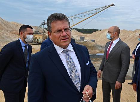 Euroopan komission varapuheenjohtaja Maroš Šefčovič vieraili ukrainalaisella titaanikaivoksella viime vuoden heinäkuussa.