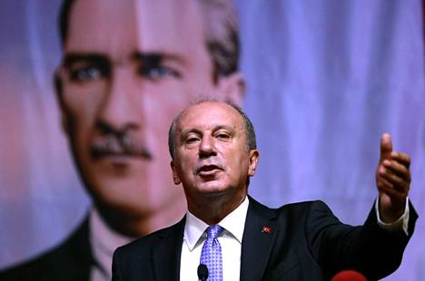 Muharrem İnce vetäytyi Turkin presidentinvaaleista.