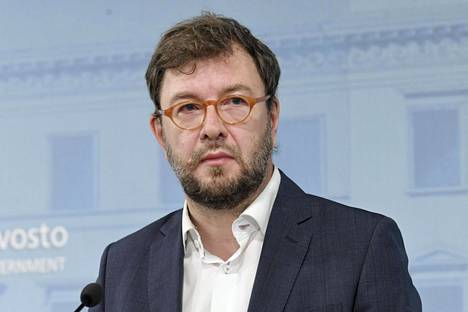 Liikenne- ja viestintäministeri Timo Harakka (sd).