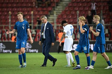 Markku Kanerva's self-confidence was missing when Greece rolled over Finland at Olympiakos' home stadium.