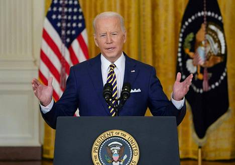 Presidentti Joe Biden keskiviikkoillan lehdistötilaisuudessa Valkoisessa talossa.