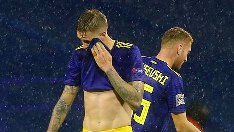 Jalkapallo | Ruotsille jo kolmas peräkkäinen tappio topparin pahan arviointivirheen jälkeen: ”Ponne on täysin murtunut”