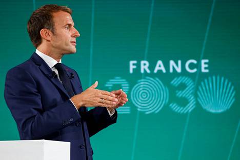 Ranskan presidentti Emmanuel Macron kertoi investointisuunnitelmasta Elysee-palatsissa Pariisissa 12. lokakuuta.